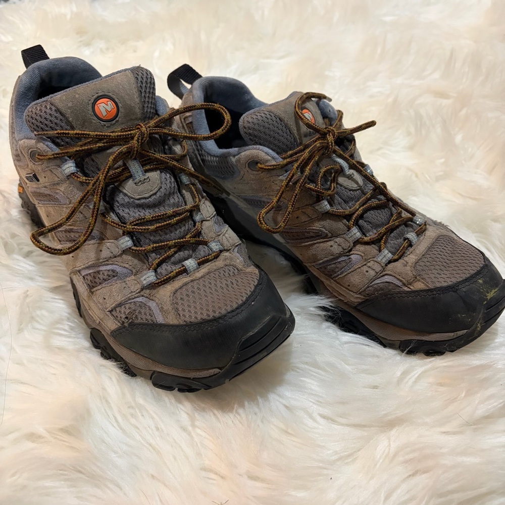 Merrell vibram hiking shoes size 11‎